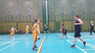 1st Year Boys Basketball team versus Clonkeen Photo: Moya McCrea, 5th Year
