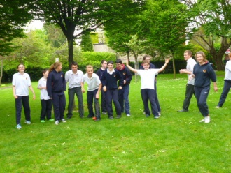 1st Year Students with 5th Year Mentors, Fairfield Park Photo by: Kara Stein
