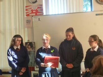 TY Classics Presentations Photo: Ms Donohoe
