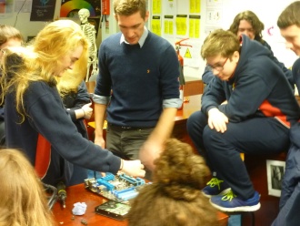 Building a Computer, February 2017 Photo: Ms. O'Kelly
 Building a Computer, February 2017 Photo: Ms. O'Kelly