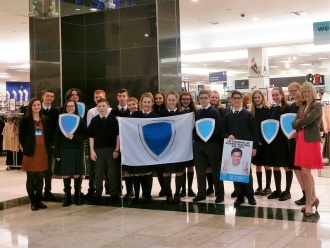 TY students with the the ISPCC Anti-Bullying Shield Flag in Penneys, Dundrum. September 2016. 
