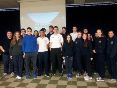 Irish Olympic Canoeist, Eoin Rheinisch meets the TY students