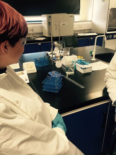 6th Year Biology students go to Maynooth University to do Lab Experiments