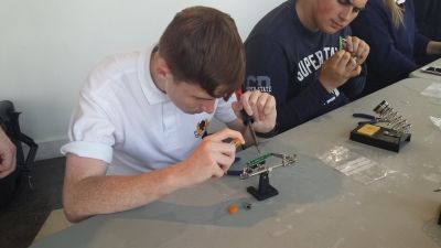 TY students make LED torches at a Makeshop workshop