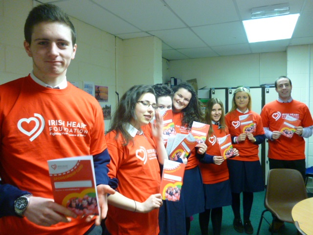 5th Year LCVP students preparing for the School Walk Photo: Ms. O'Kelly
5th Year LCVP students preparing for the School Walk Photo: Ms. O'Kelly