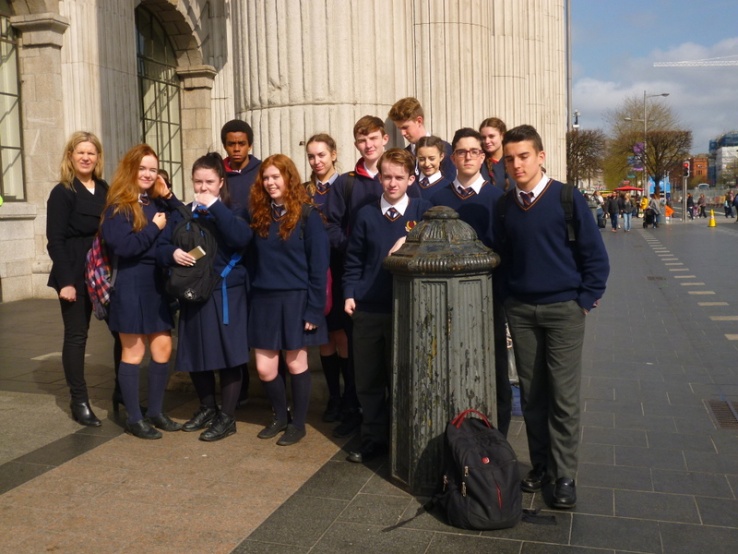 TY students at the GPO Photo: Ms. O'Kelly
