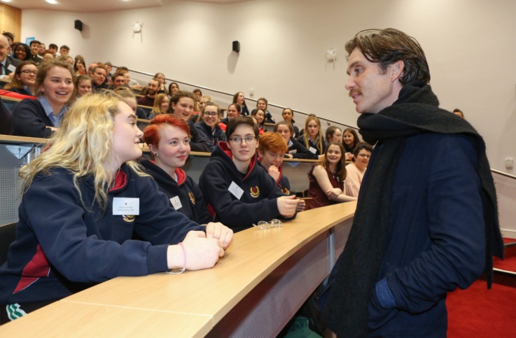 Stratford College students meet actor, Cillian Murphy Photo: Galway Bay FM
