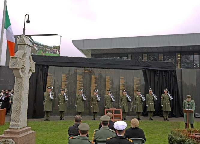 Unveiling of 1916 Remembrance Wall, Glasnevin Cemetary Image: www.decadeofcentenaries.com/
