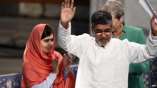 Malala Yousafzay and Kailash Satyarthi receiving their Nobel Peace Prize Awards, December 2014 Photo: www.bbc.com/news/world-asia-30411049
