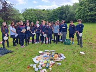 3rd Picnic Elys Arch 
