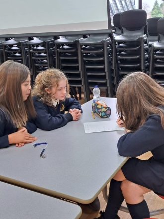 Classics Quiz 21 Dec2023 9 
