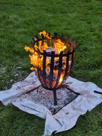 Fire pit 
