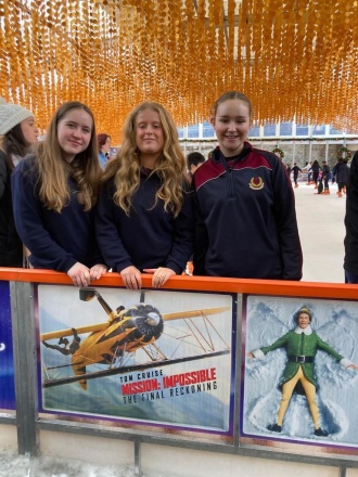 Ice skating Dec2025 8 
