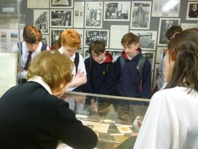 TY students visit Jewish Museum