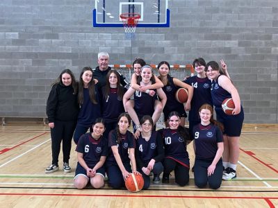 Stratford boys and girls basketball teams complete hat-trick of wins to wrap up December!