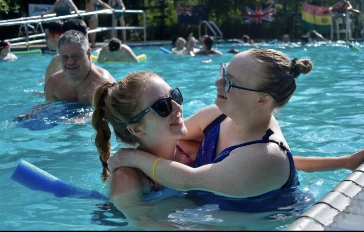 Fiona Maguire photo class of 2016 
