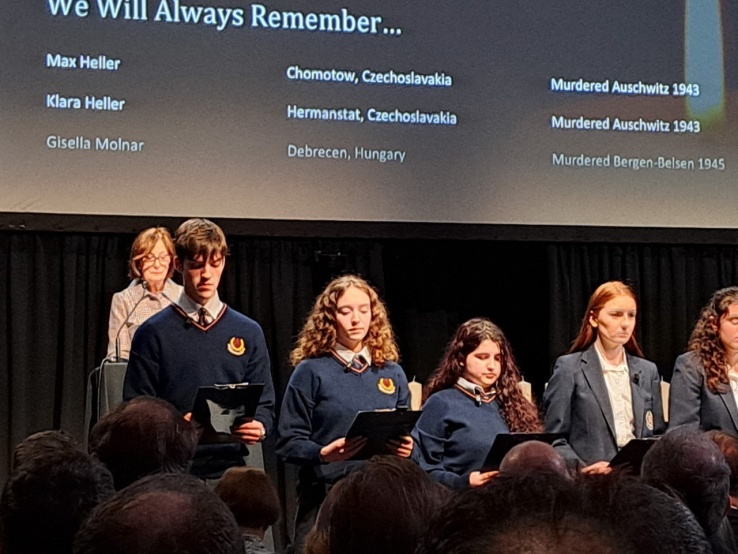 Readers at Hol Memorial 29 30 23
Readers at Hol Memorial 29 30 23